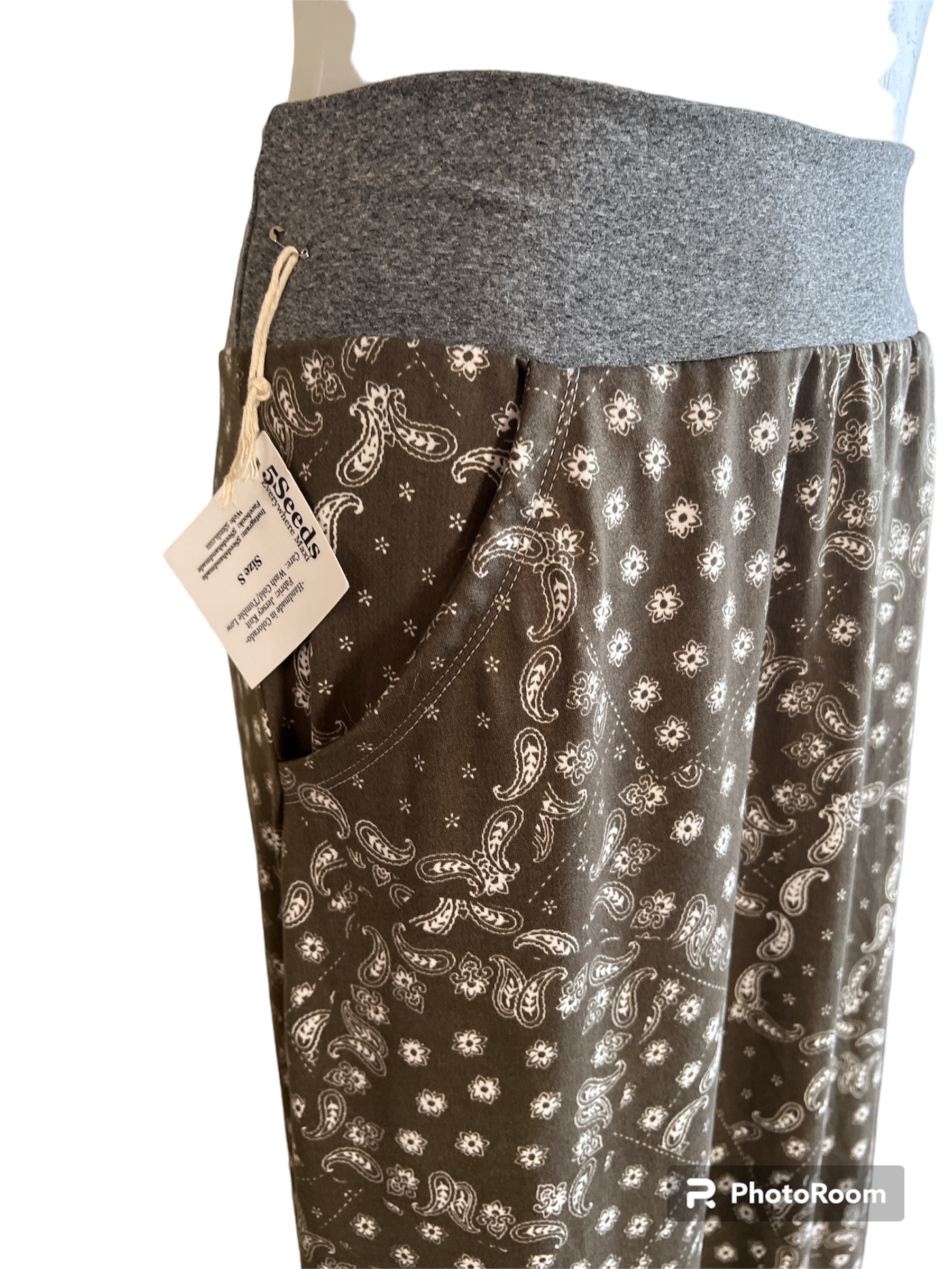 Pocket Jersey Knit Olive Green Bandana Maxi Skirt